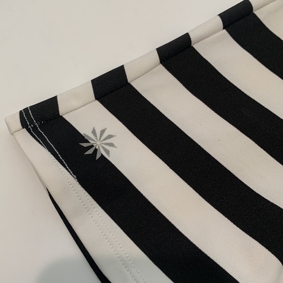 Athleta strips top size small activewear's gym workout - Picture 3 of 10